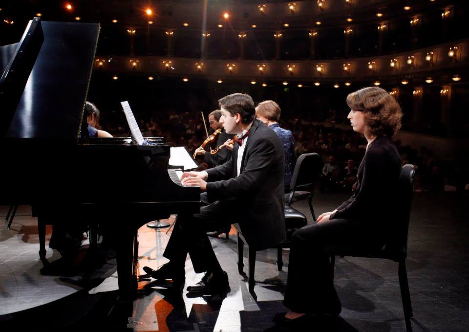 http://www.piano.or.jp/report/04ess/livereport/images/20130603_Nikita_%20The%20Cliburn_RalphLauer2.jpg